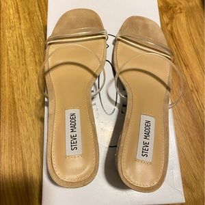 [SOLD] Steve Madden sandals